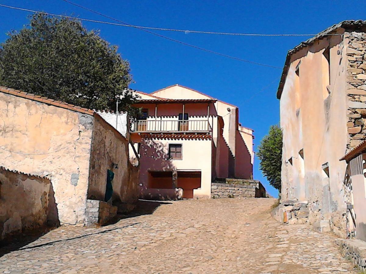 B&B I Menhir Sorgono Exterior photo